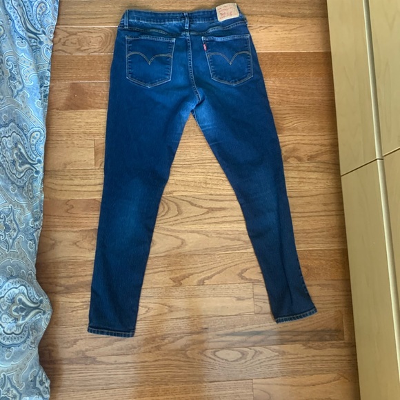 Levi’s 7/11 Skinny Jeans - Picture 2 of 3